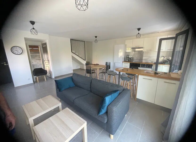 Maison à louer, 84m², Aubignan