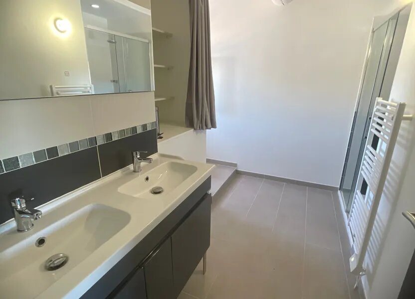 Maison à louer, 84m², Aubignan