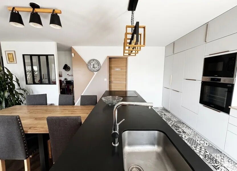 Maison à vendre, 165m², La Salvetat-Saint-Gilles