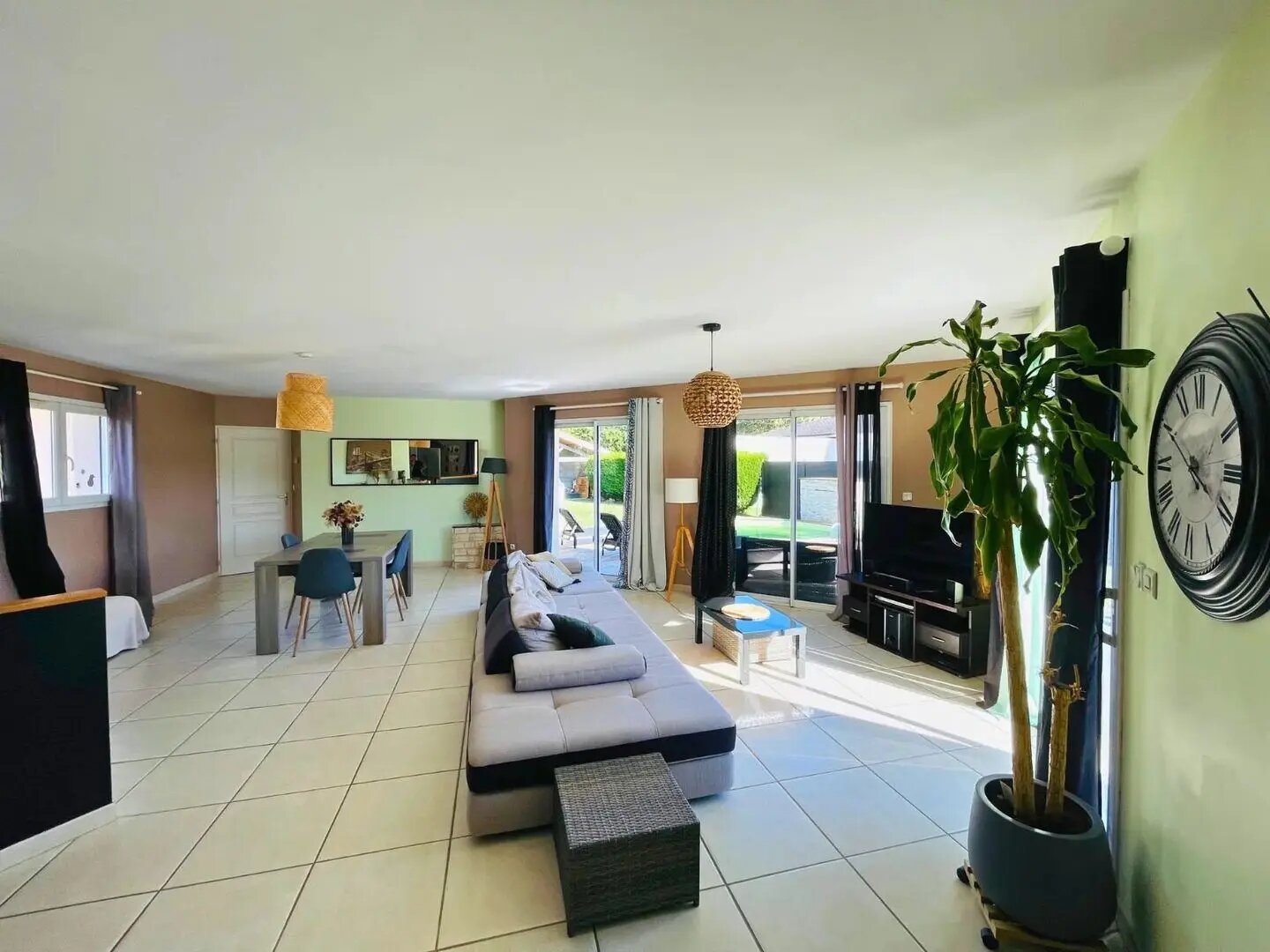 Maison à vendre, 133m², Mées