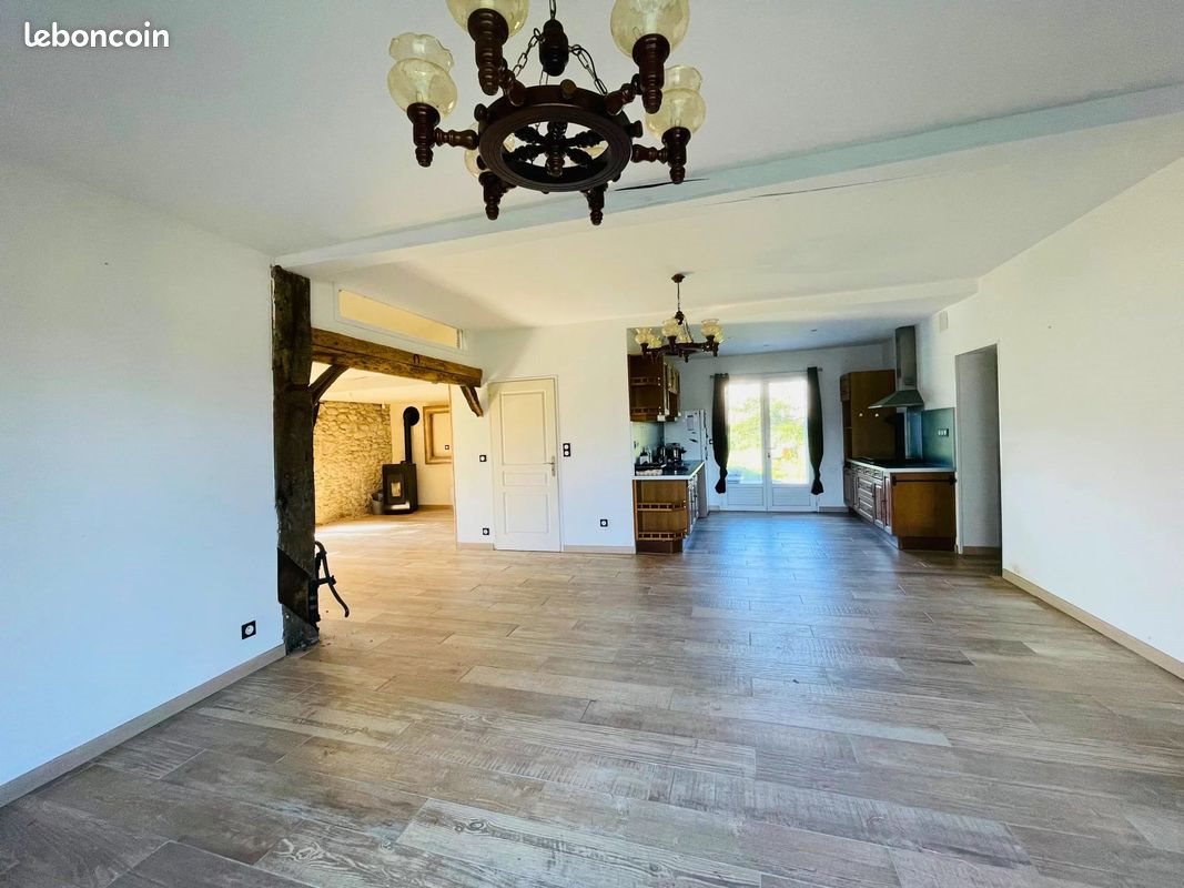 Maison à vendre, 261m², Sauveterre-de-Béarn