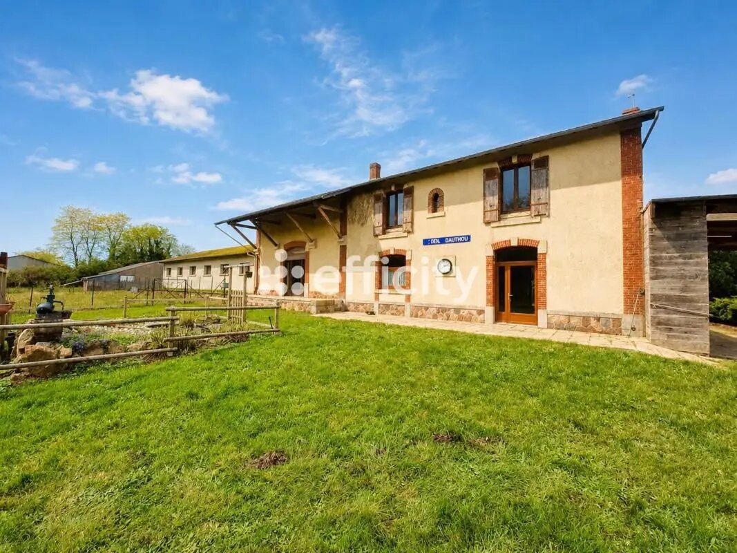 Maison à vendre, 166m², Saintigny