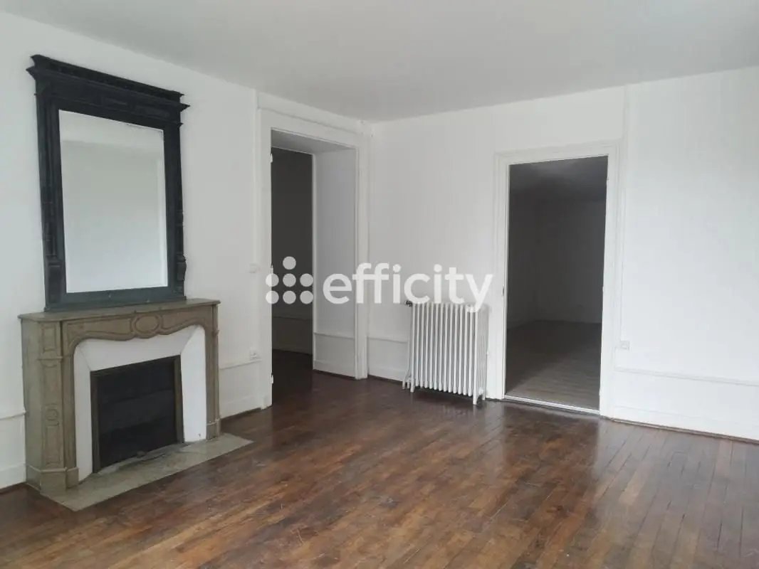 Maison à vendre, 280m², Selongey