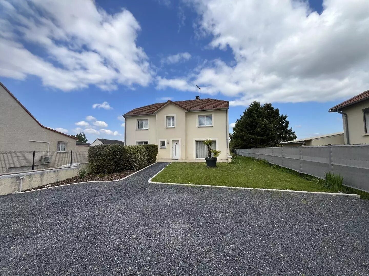 Maison à vendre, 220m², Isles-sur-Suippe