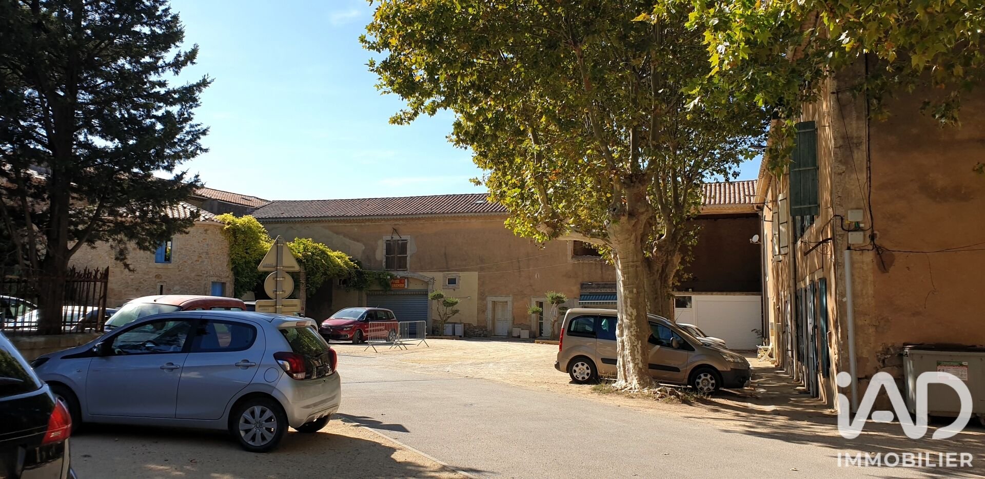Maison à vendre, 375m², Thézan-des-Corbières