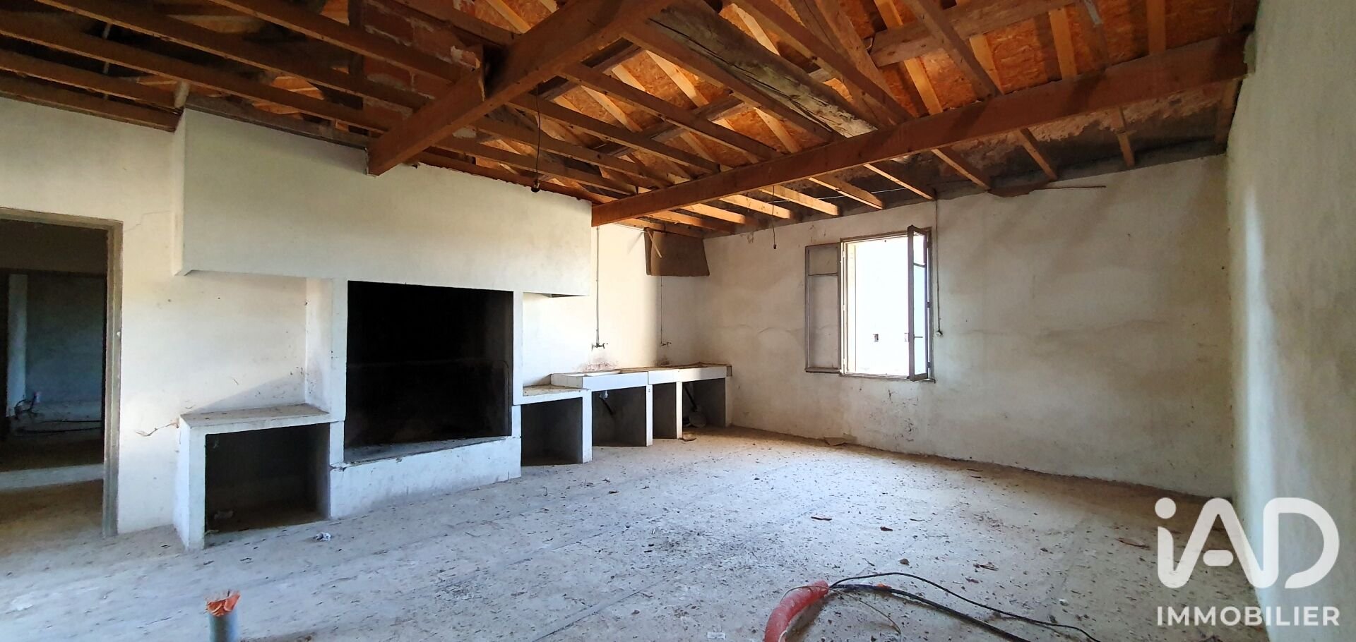 Maison à vendre, 375m², Thézan-des-Corbières