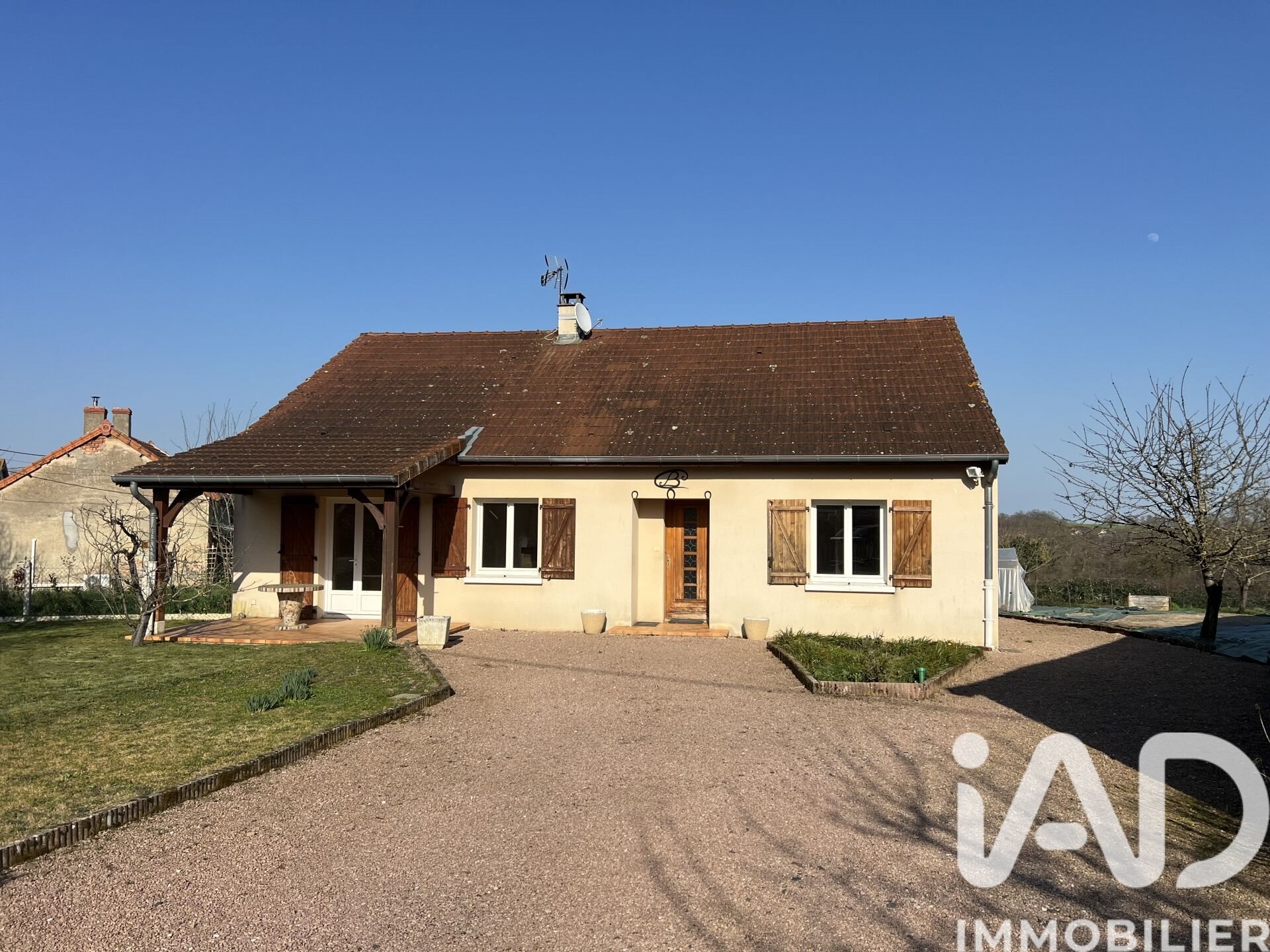 Maison à vendre, 114m², Saint-Léger-sur-Vouzance