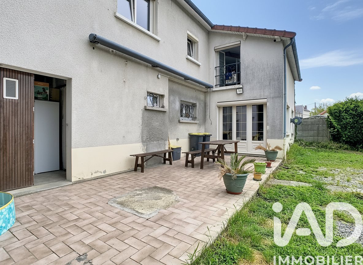 Maison à vendre, 176m², Pleurs