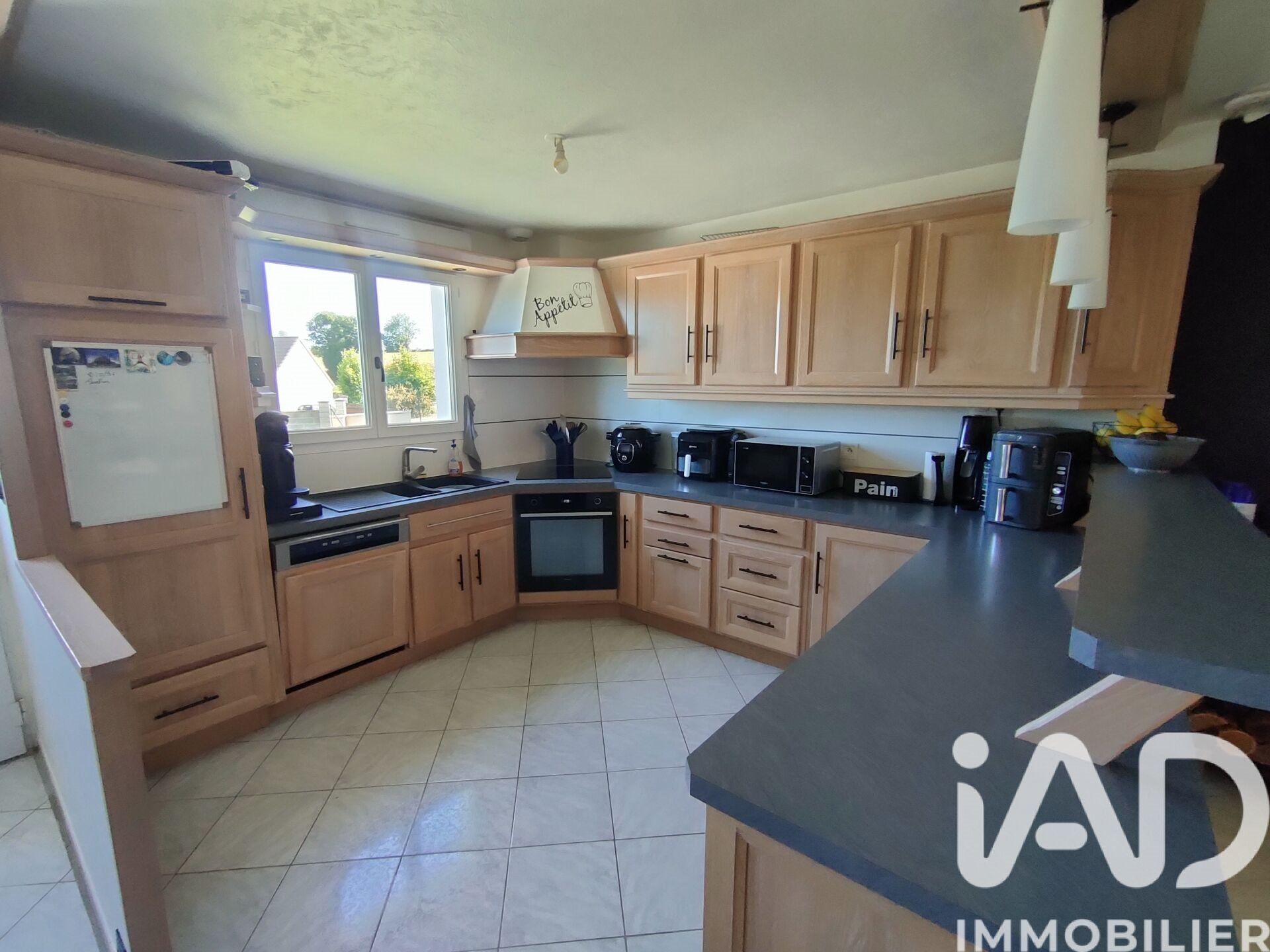 Maison à vendre, 121m², Montaillé