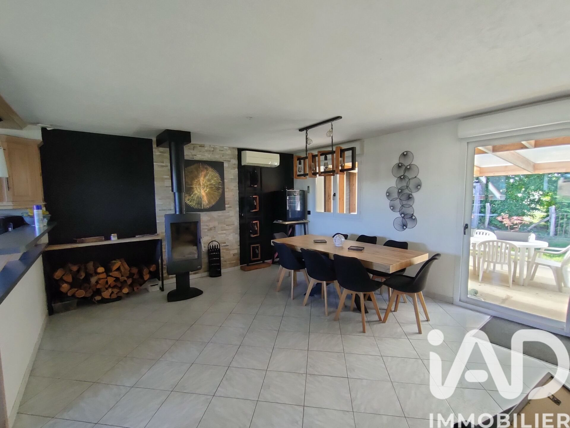 Maison à vendre, 121m², Montaillé