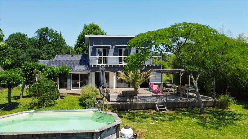 Maison à vendre, 234m², Eyres-Moncube
