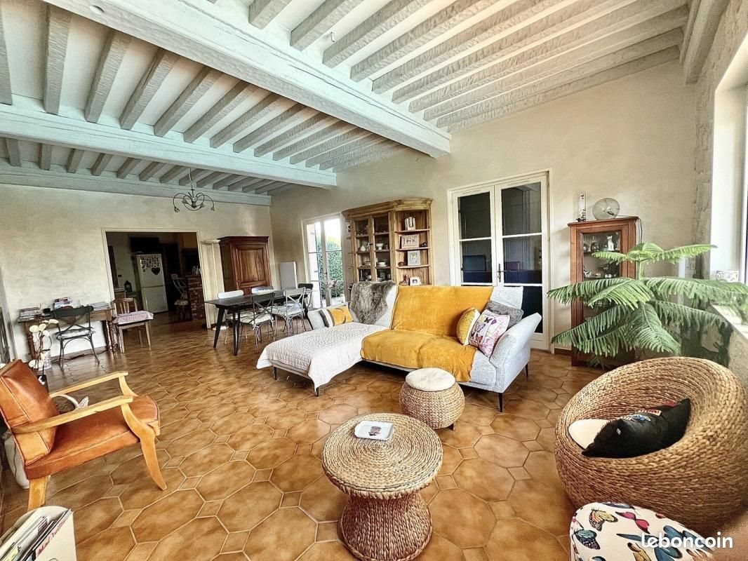 Maison à vendre, 130m², Crêches-sur-Saône