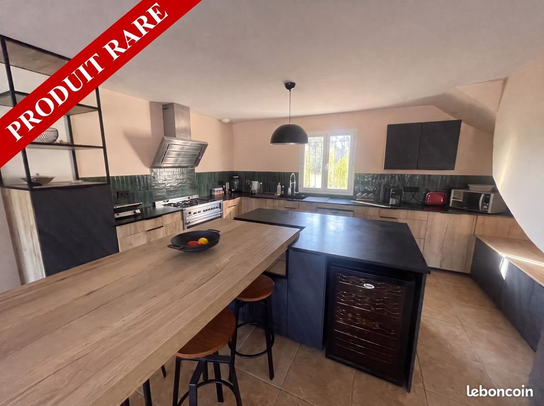 Maison à vendre, 200m², Le Thoronet