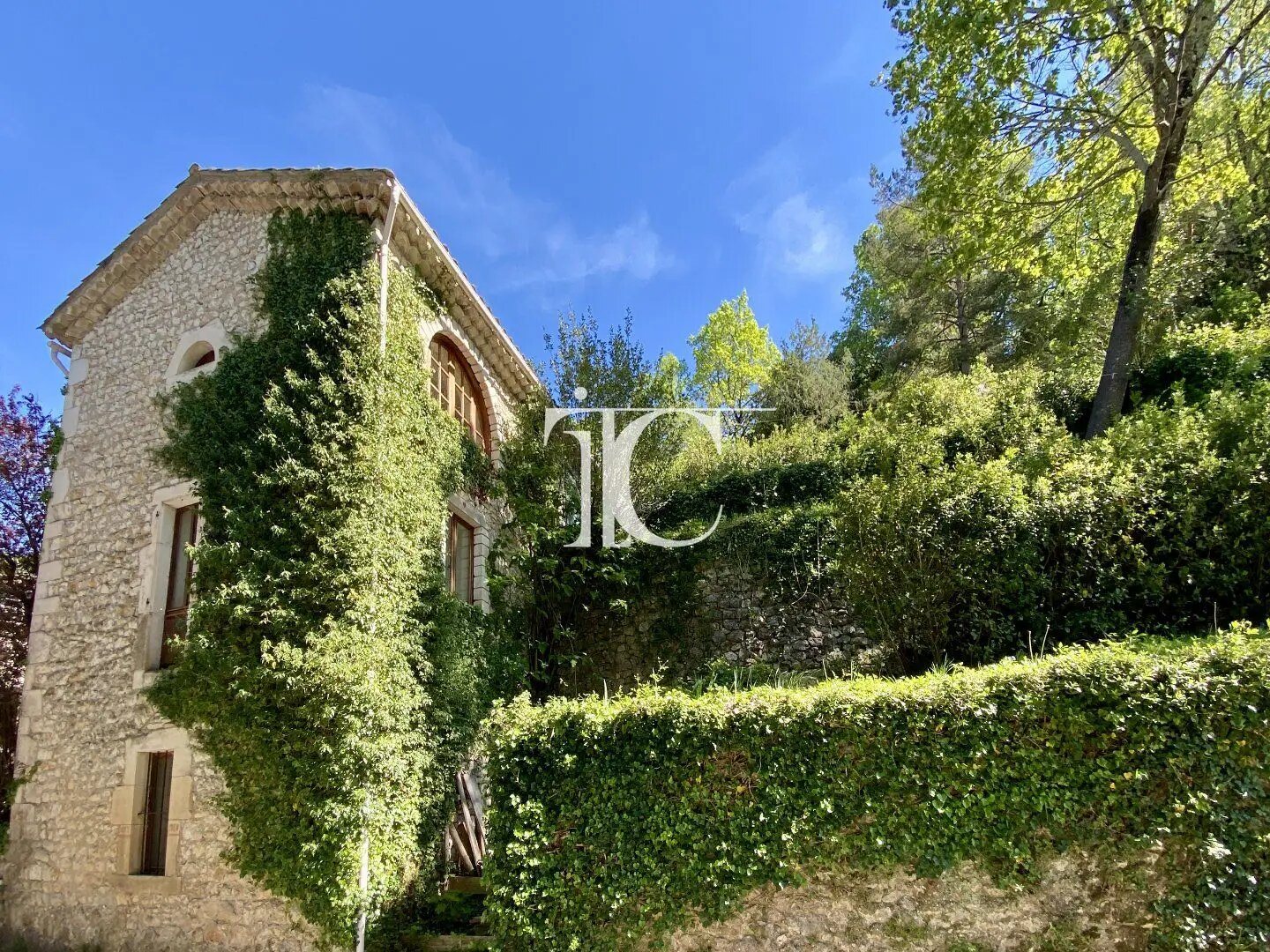 Maison à vendre, 204m², Saint-Jean-de-Maruéjols-et-Avéjan