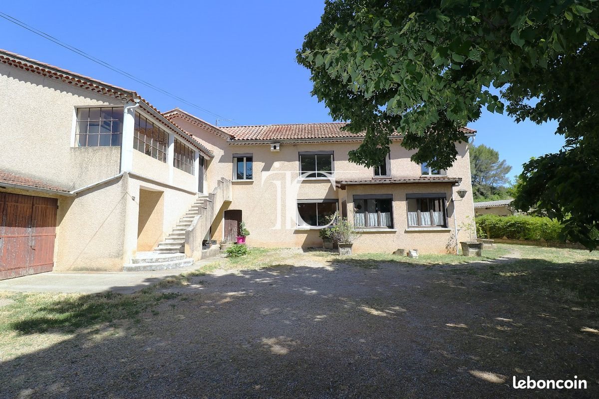 Maison à vendre, 208m², Rousson