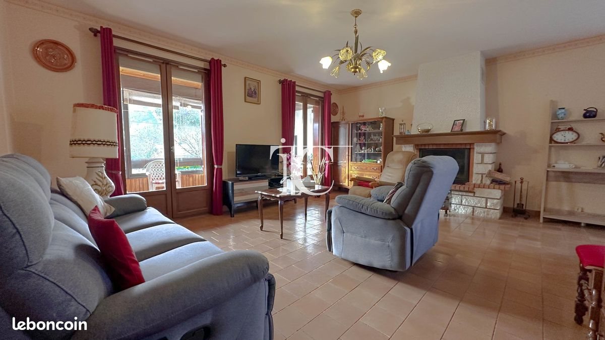 Maison à vendre, 168m², Meyrannes