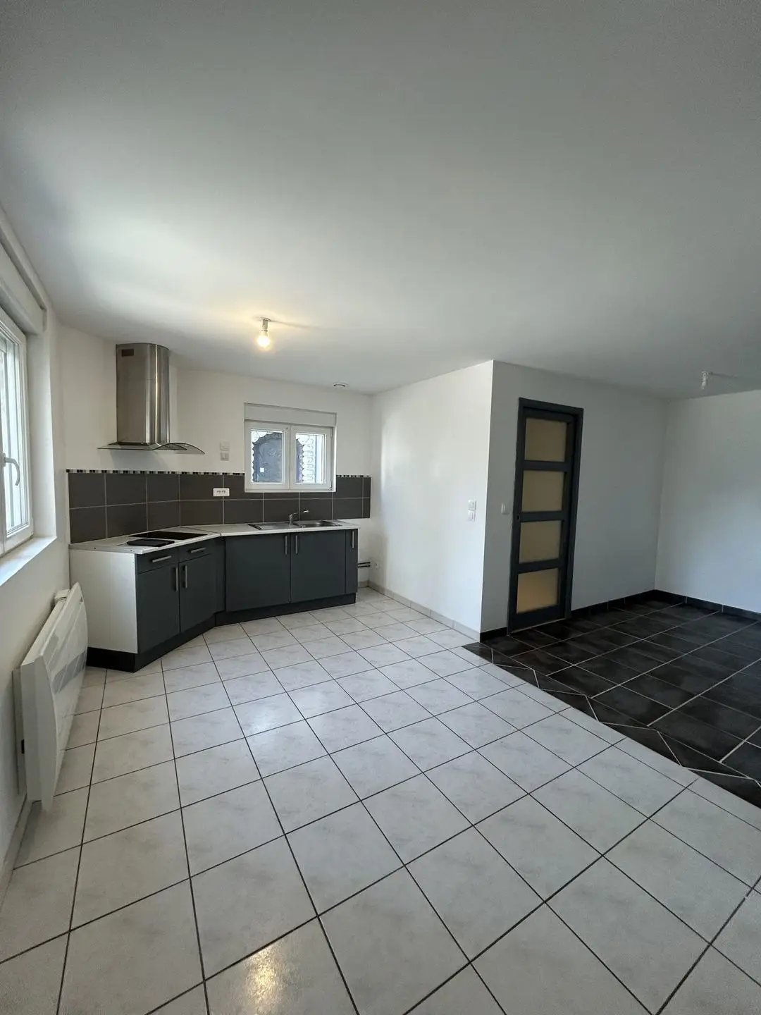 Appartement à louer, 25m², Saintes