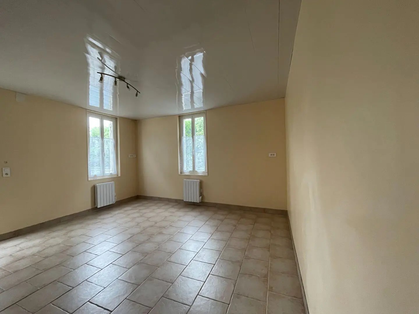 Maison à louer, 38m², Saintes