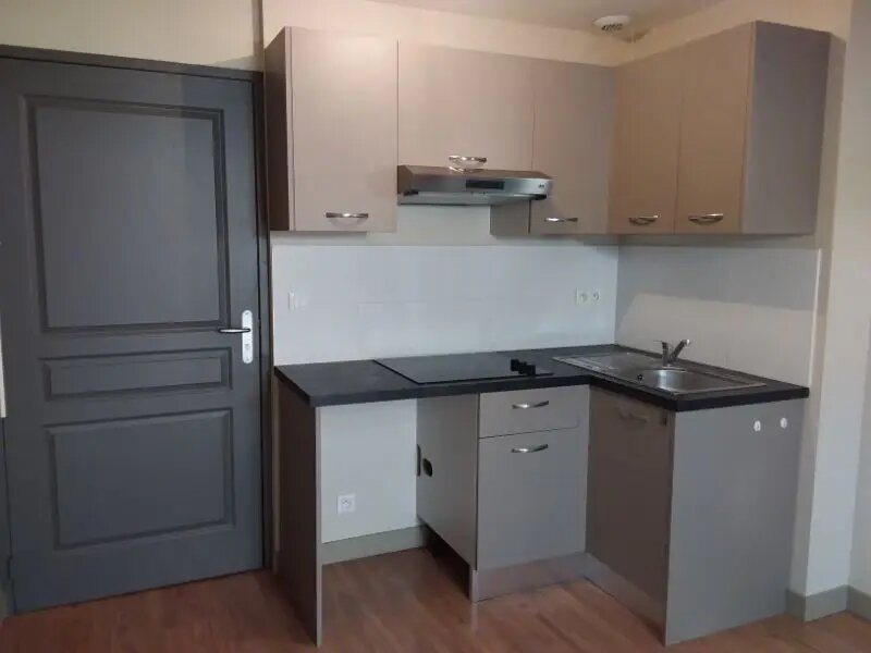Appartement à louer, 36m², Saintes