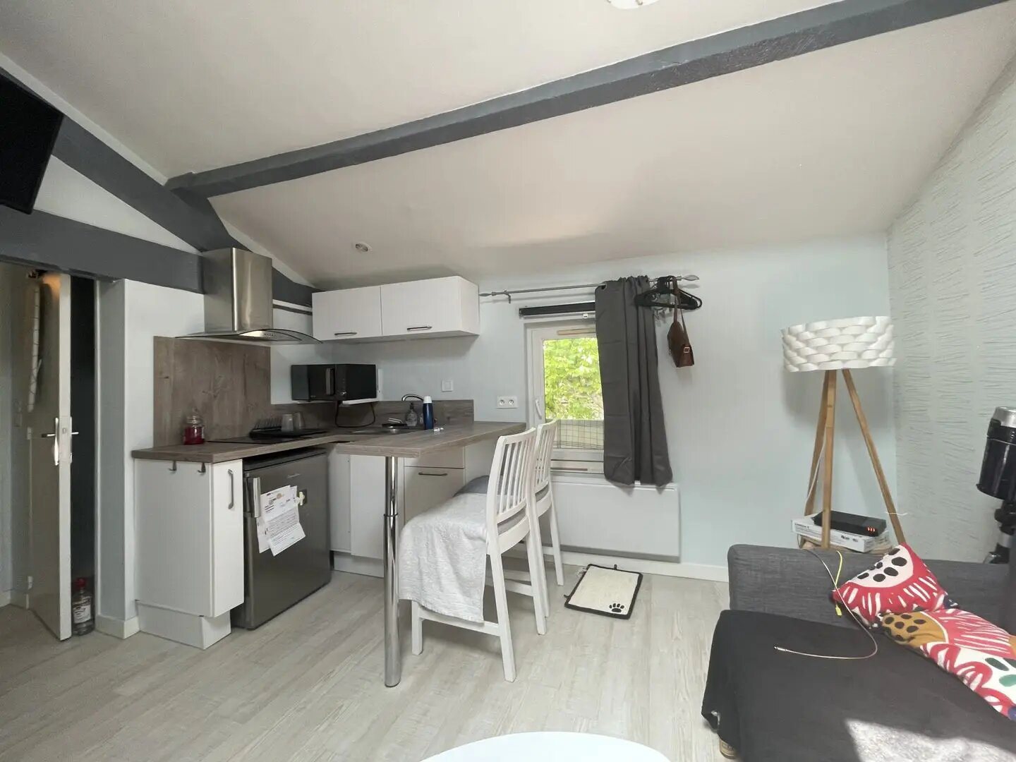 Appartement à louer, 27m², Saintes