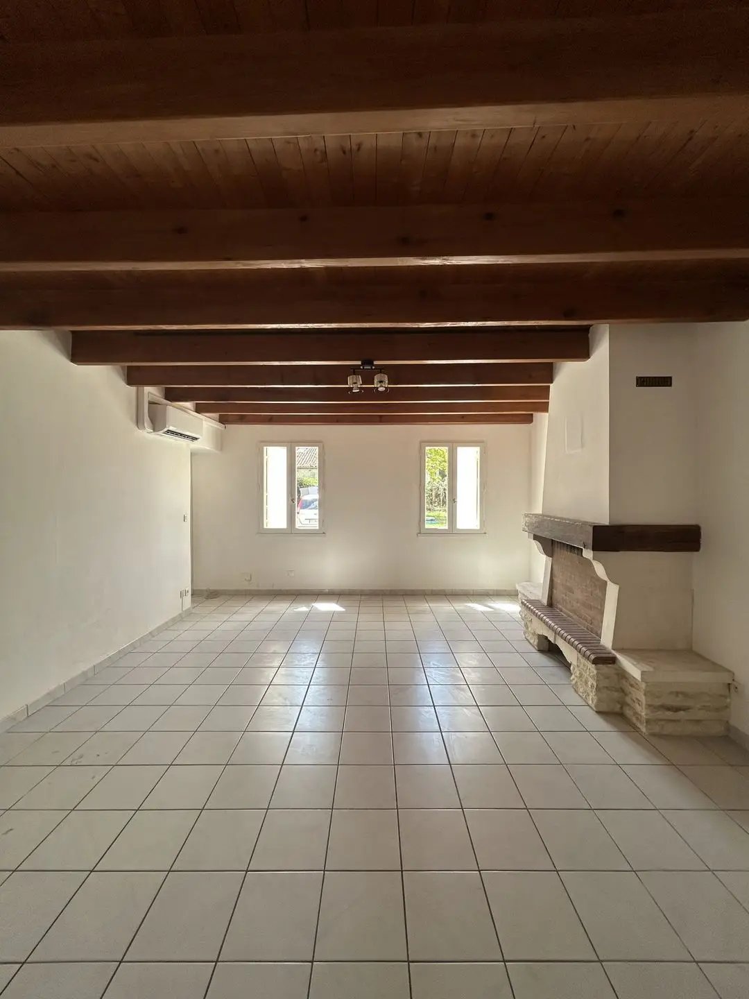 Maison à louer, 107m², Berneuil