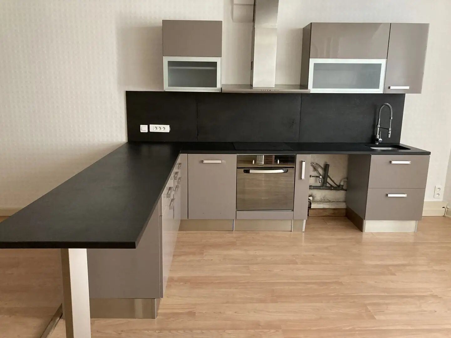 Appartement à louer, 83m², Saintes