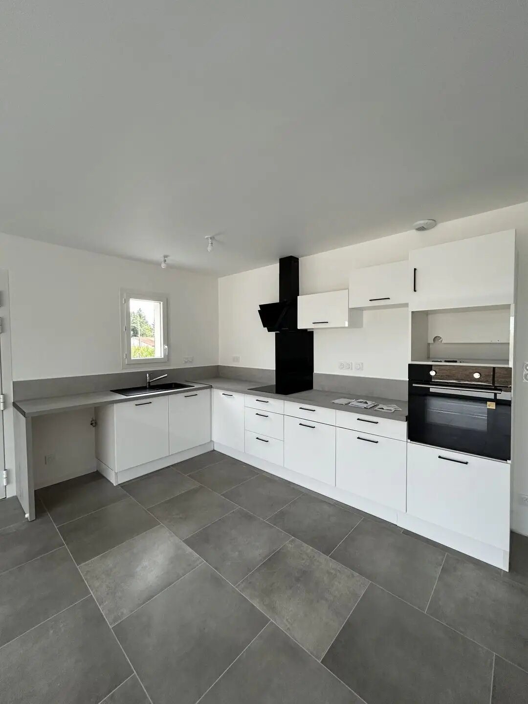 Maison à louer, 108m², Soulignonne