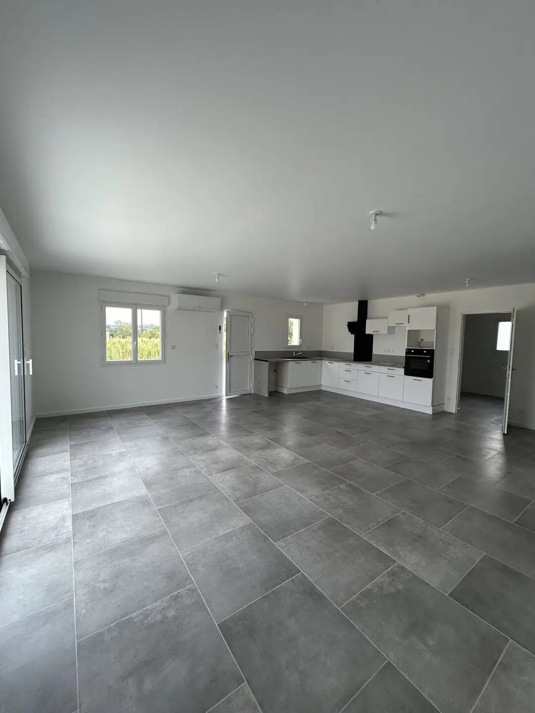 Maison à louer, 108m², Soulignonne