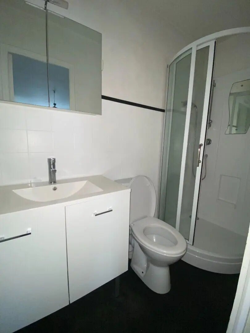 Appartement à louer, 15m², Saintes
