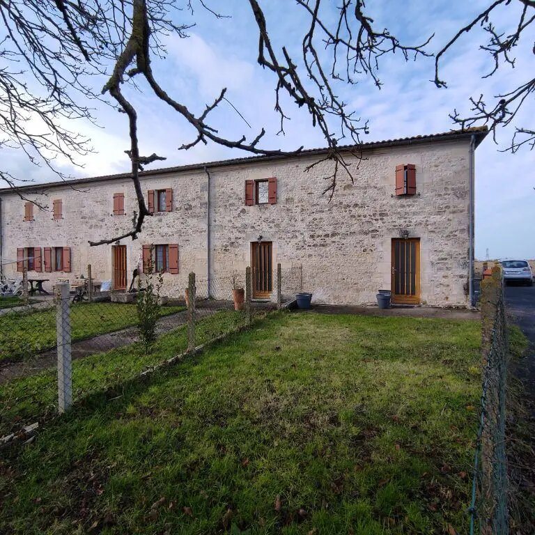 Maison à louer, 41m², Berneuil