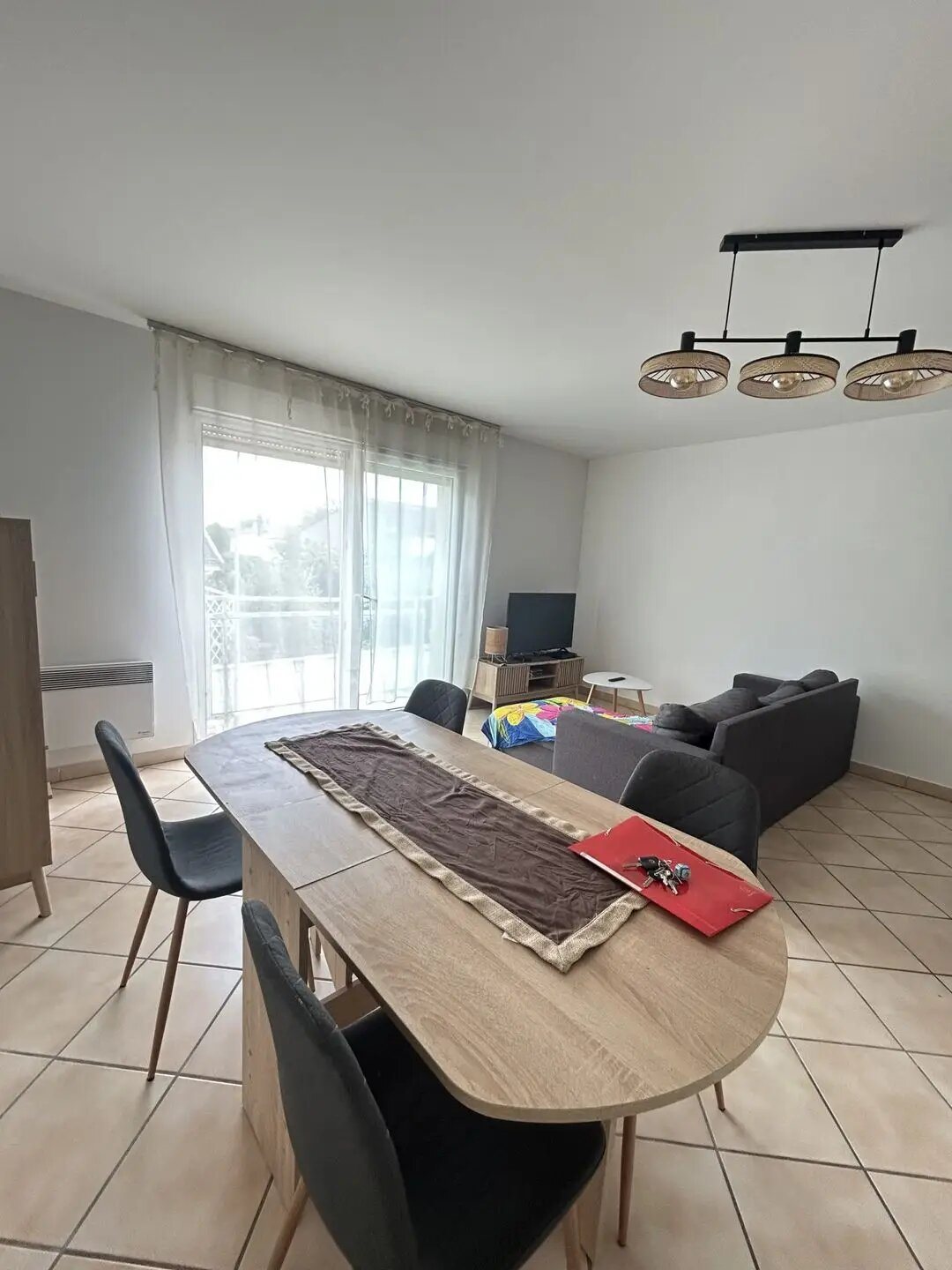 Appartement à louer, 72m², Saintes