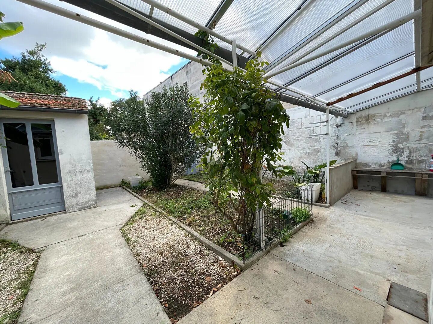 Maison à louer, 89m², Saintes