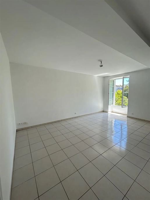 Advert pic 0