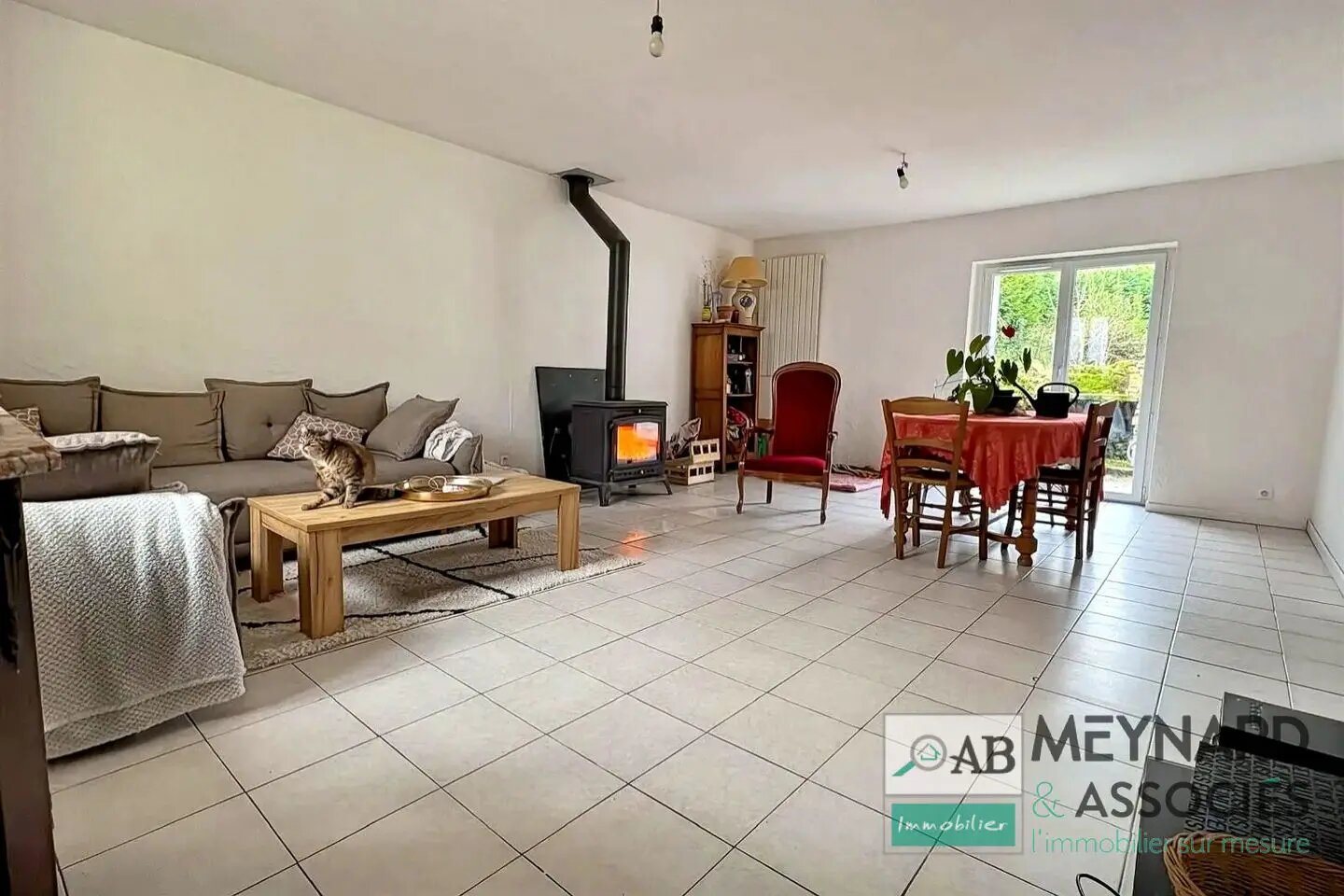 Maison à vendre, 178m², Lescherolles