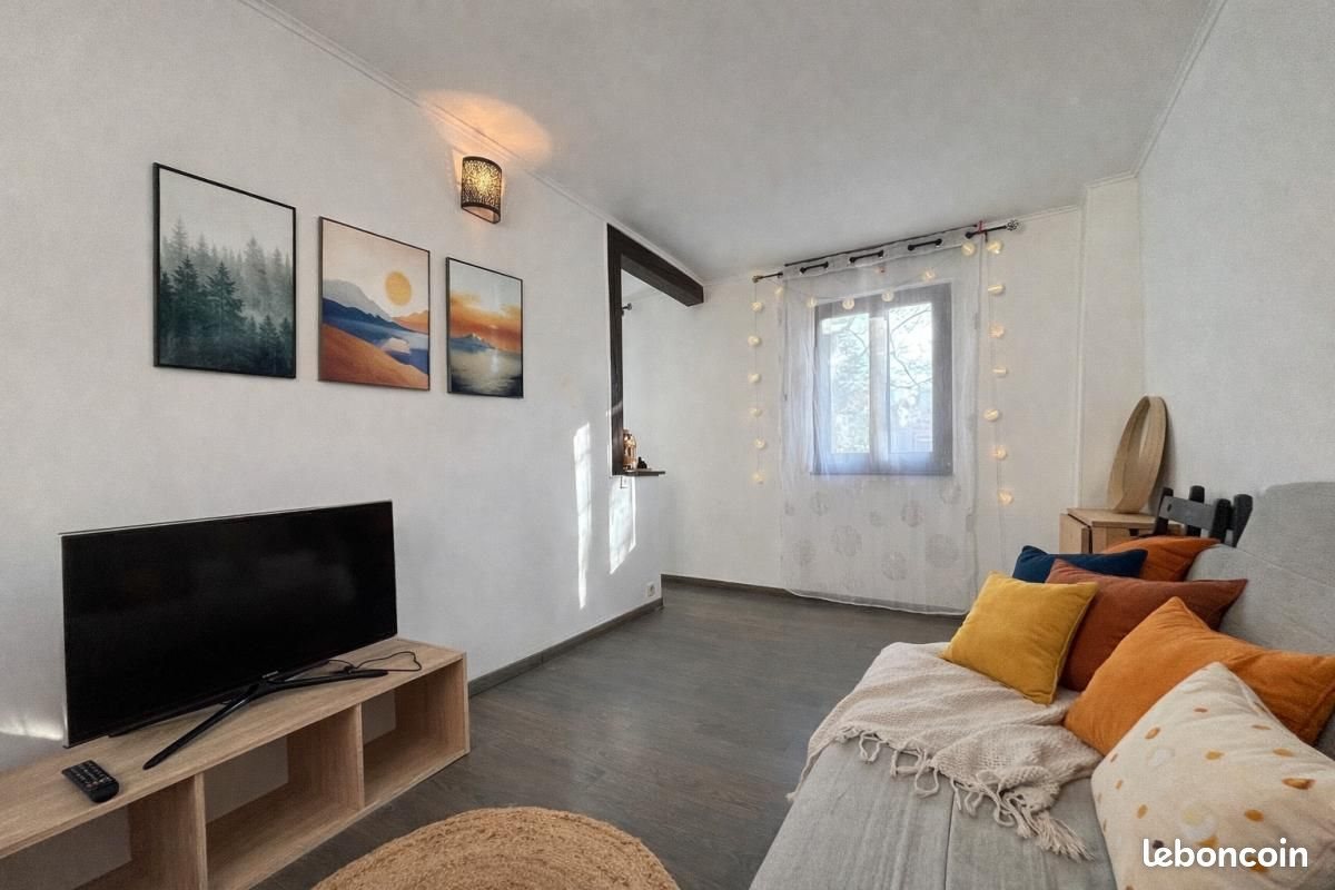 Maison à louer, 30m², Crécy-la-Chapelle