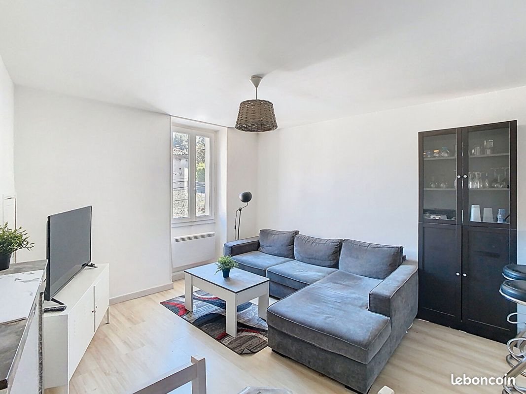 Maison à louer, 71m², Pernes-les-Fontaines