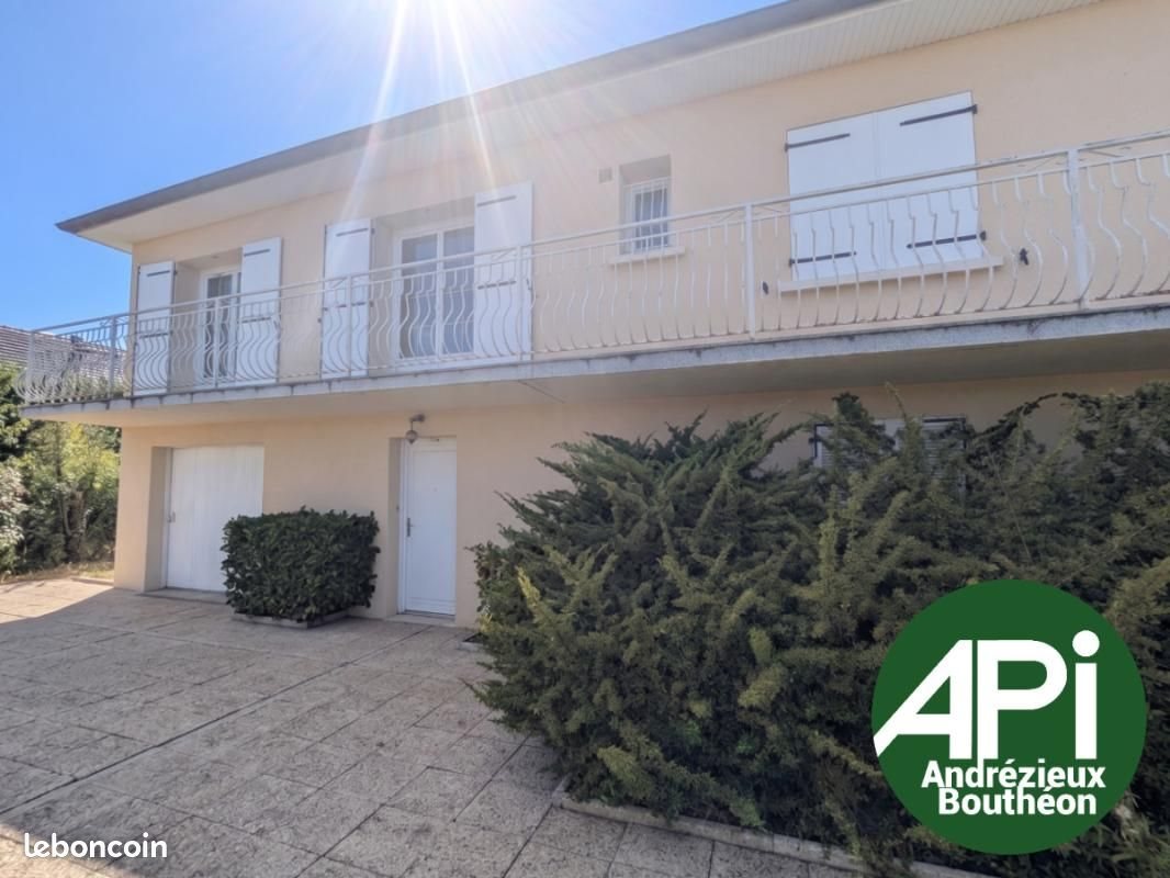 Maison à vendre, 131m², Bonson