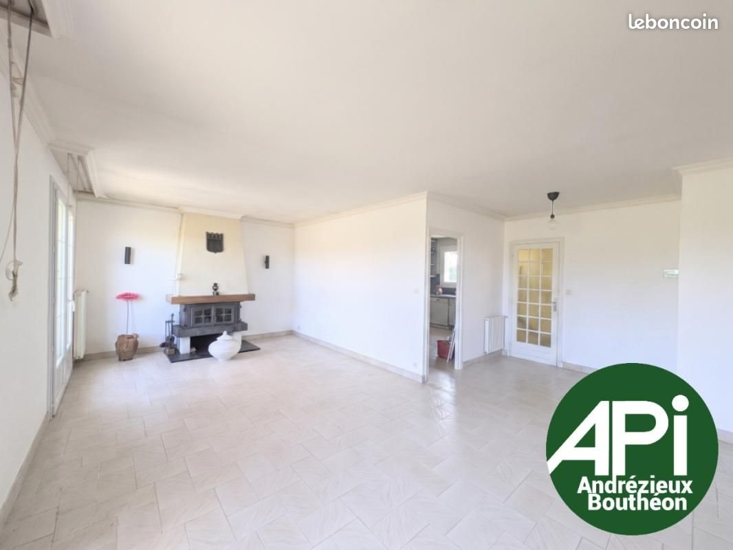 Maison à vendre, 131m², Bonson
