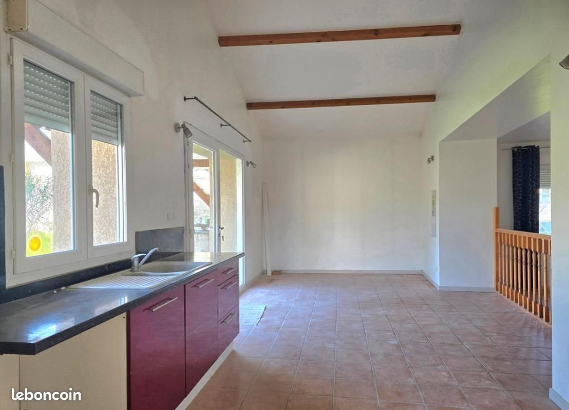 Maison à vendre, 117m², Saint-Clair-du-Rhône