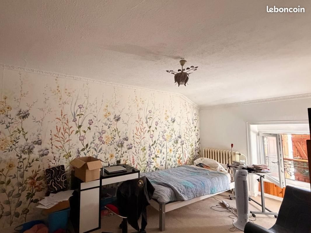 Maison à vendre, 163m², Bourg-Argental