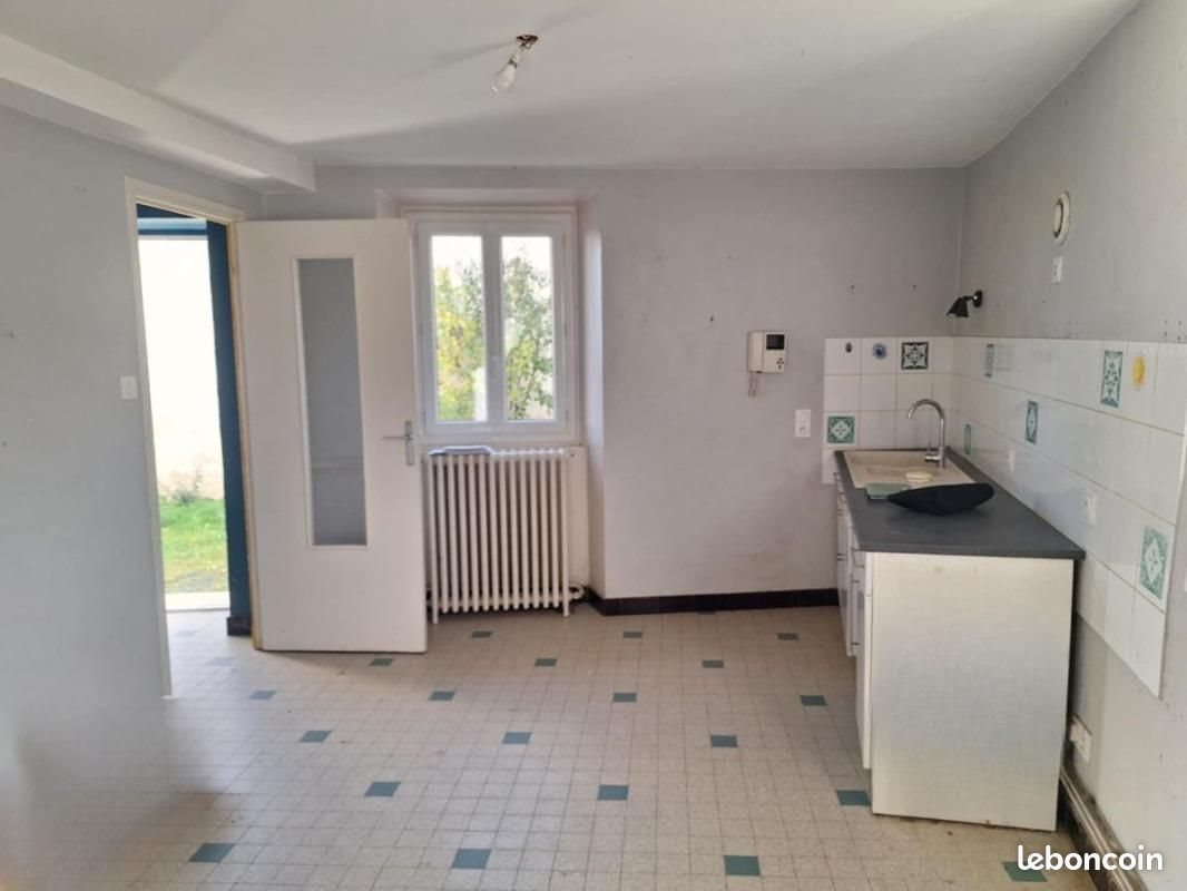 Maison à vendre, 100m², Ecotay-l'Olme