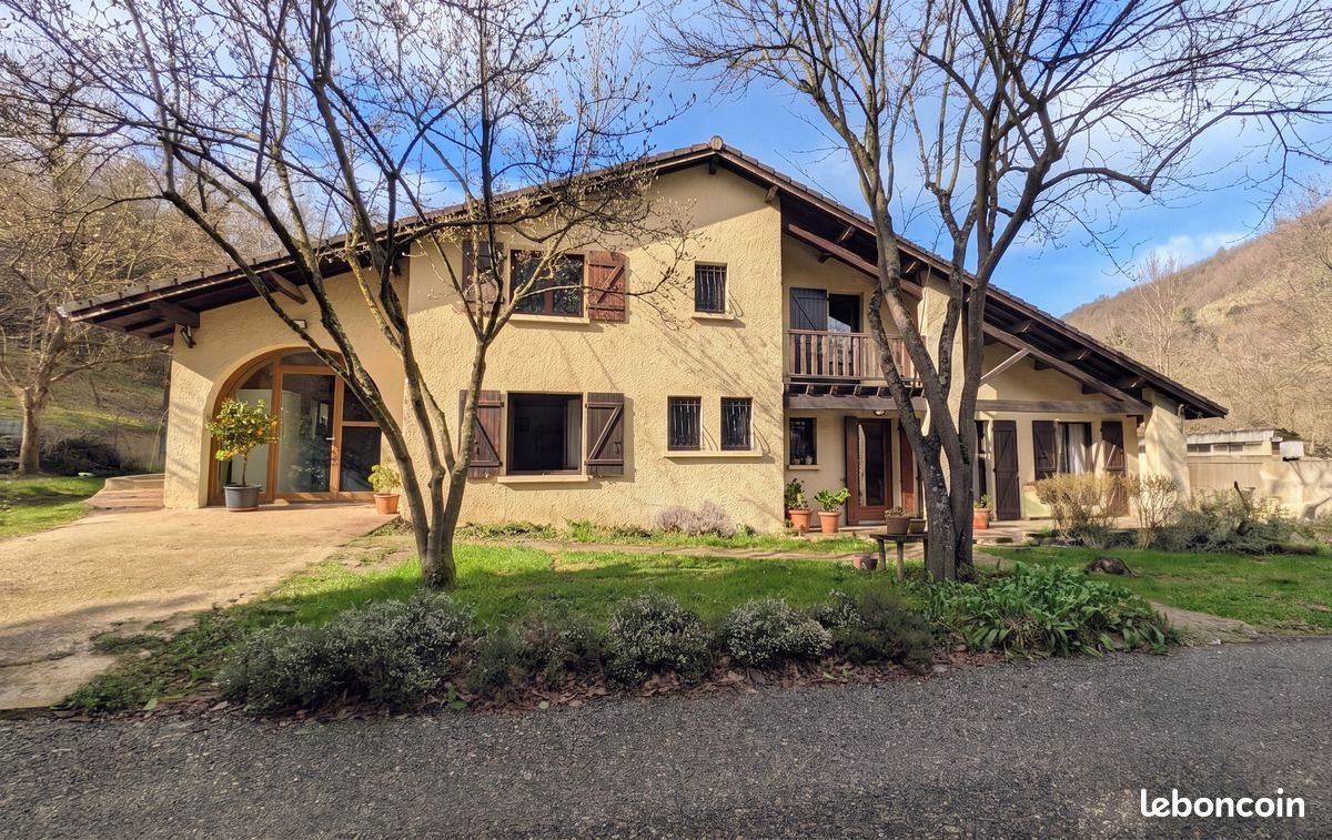 Maison à vendre, 170m², Serrières