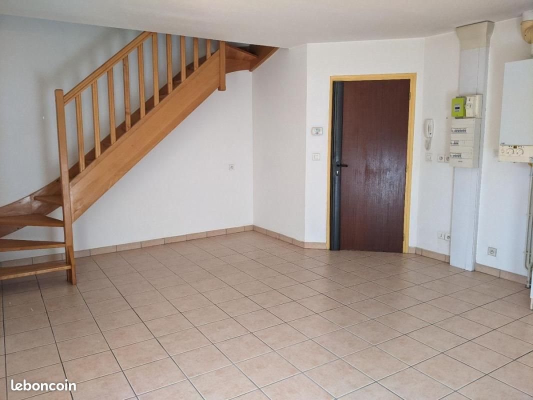 Appartement à louer, 46m², Condrieu