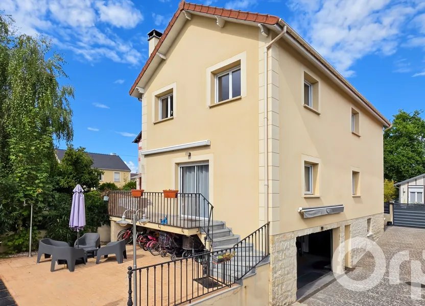 Maison à vendre, 137m², Saint-Prix