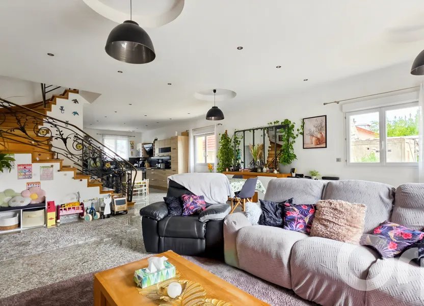 Maison à vendre, 137m², Saint-Prix
