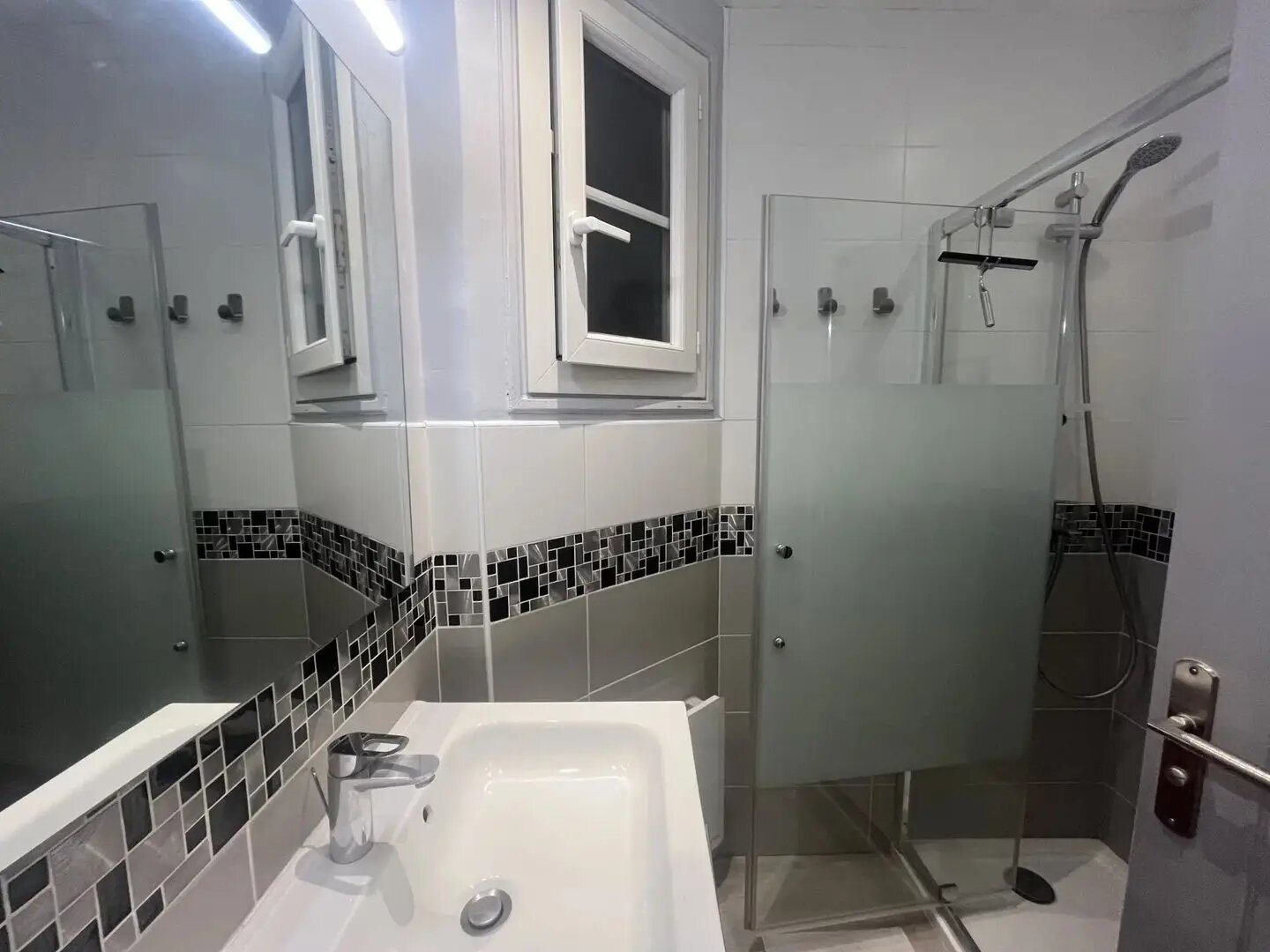 Appartement à louer, 1m², Nice