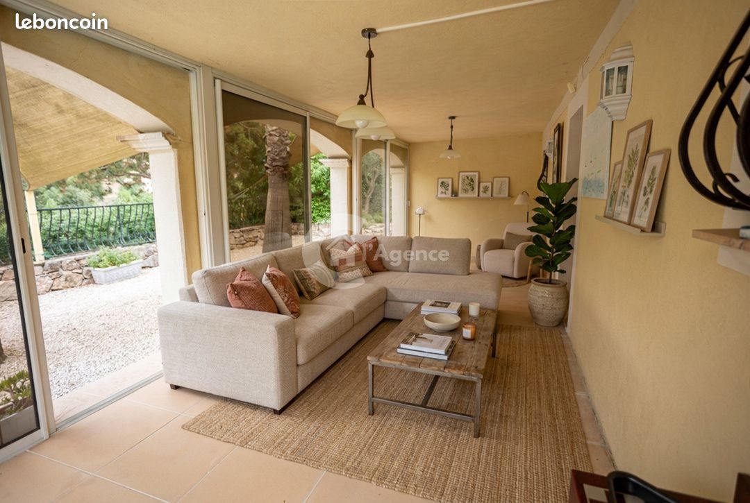 Maison à vendre, 205m², Fréjus