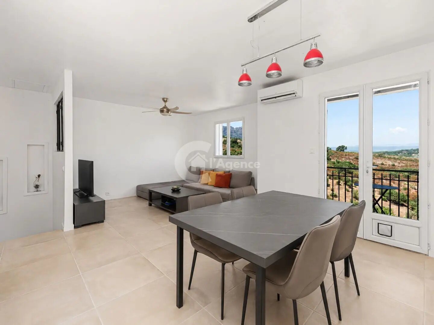 Maison à vendre, 109m², Roquebrune-sur-Argens