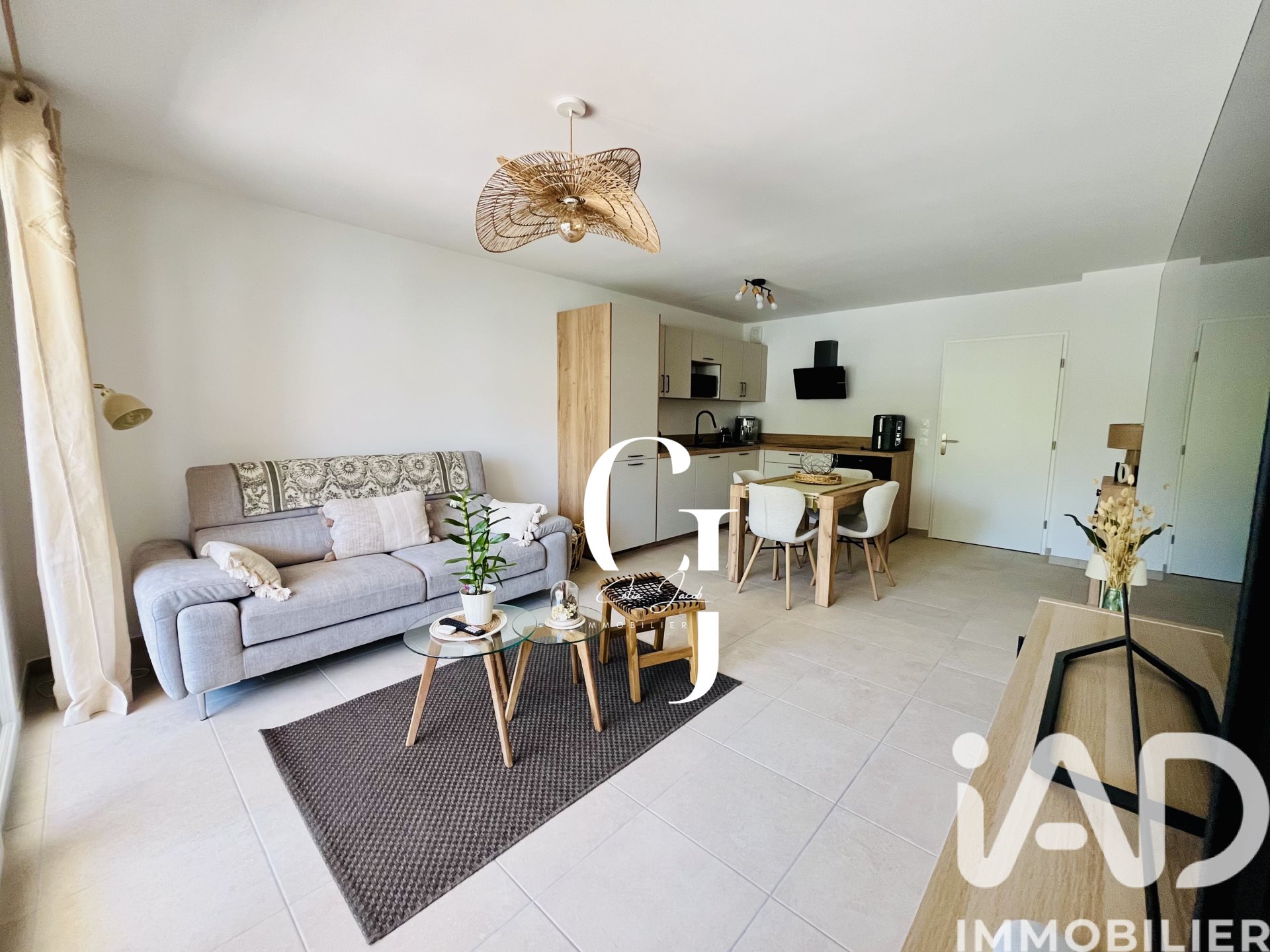 Appartement à vendre, 65m², Solliès-Pont