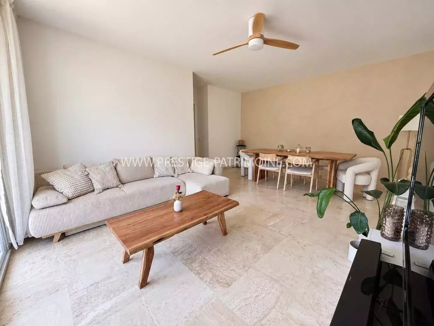 Appartement à louer, 54m², Cannes